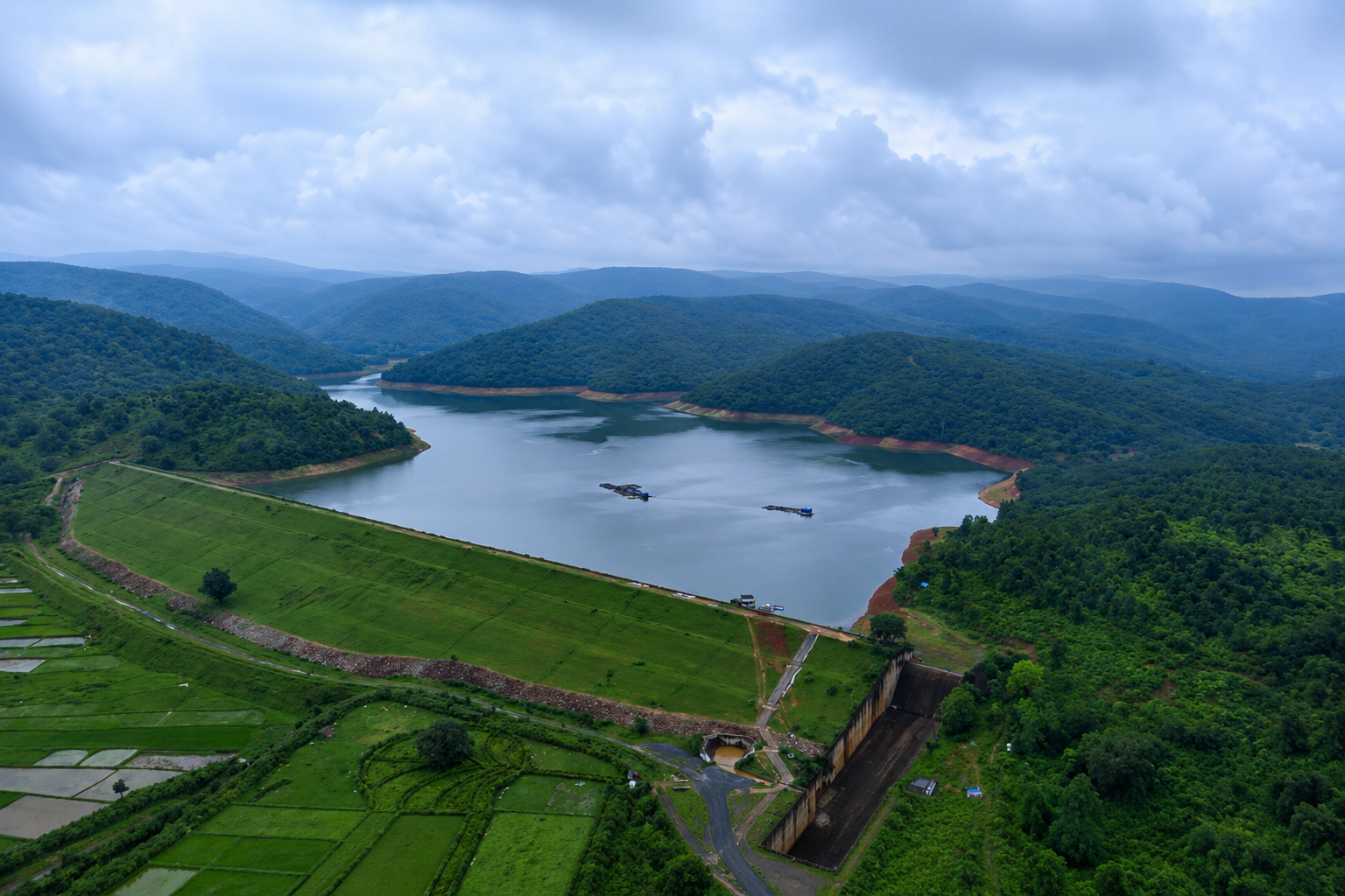 nakti dam latehar tourism